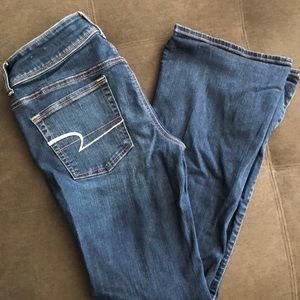 Women’s American Eagle kick boot jeans size 10